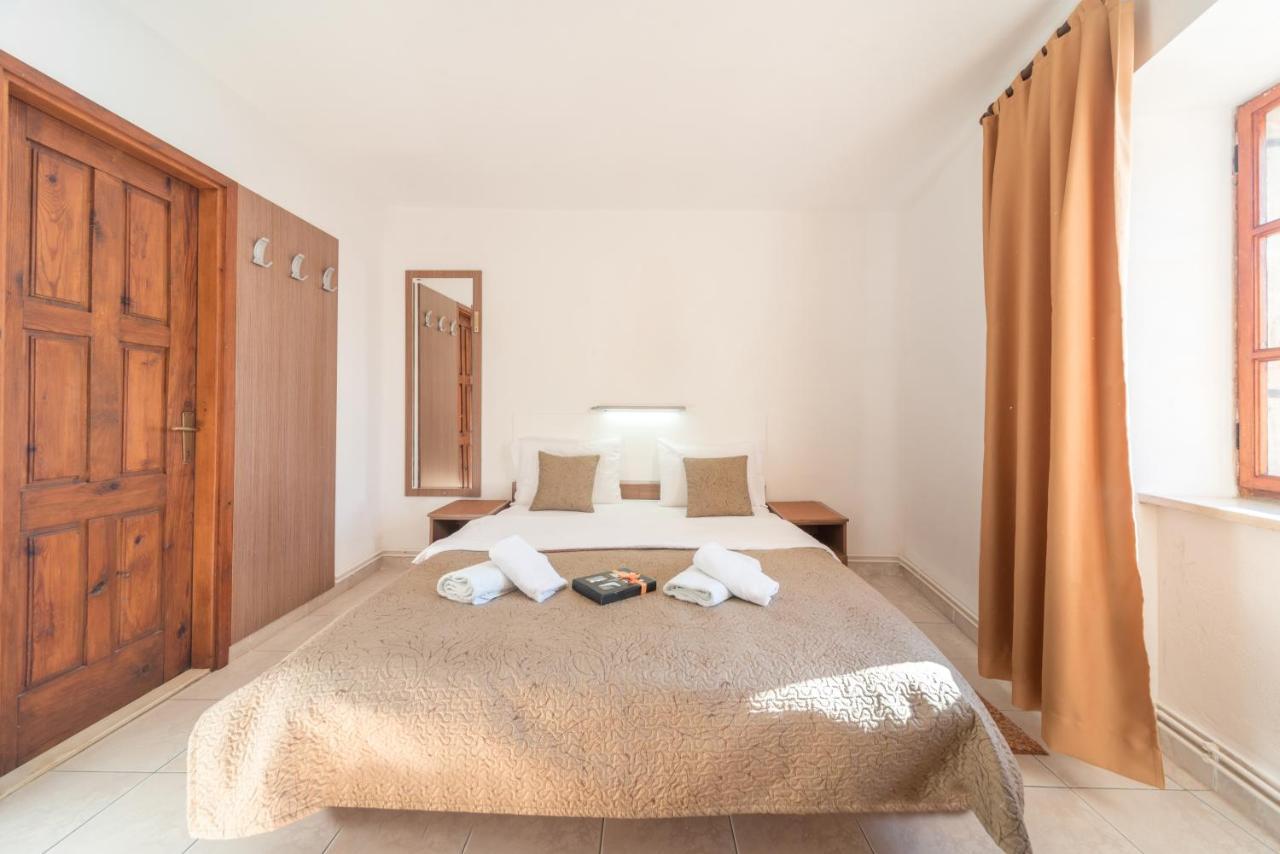 R Club Apartments Old Town Budva Eksteriør bilde