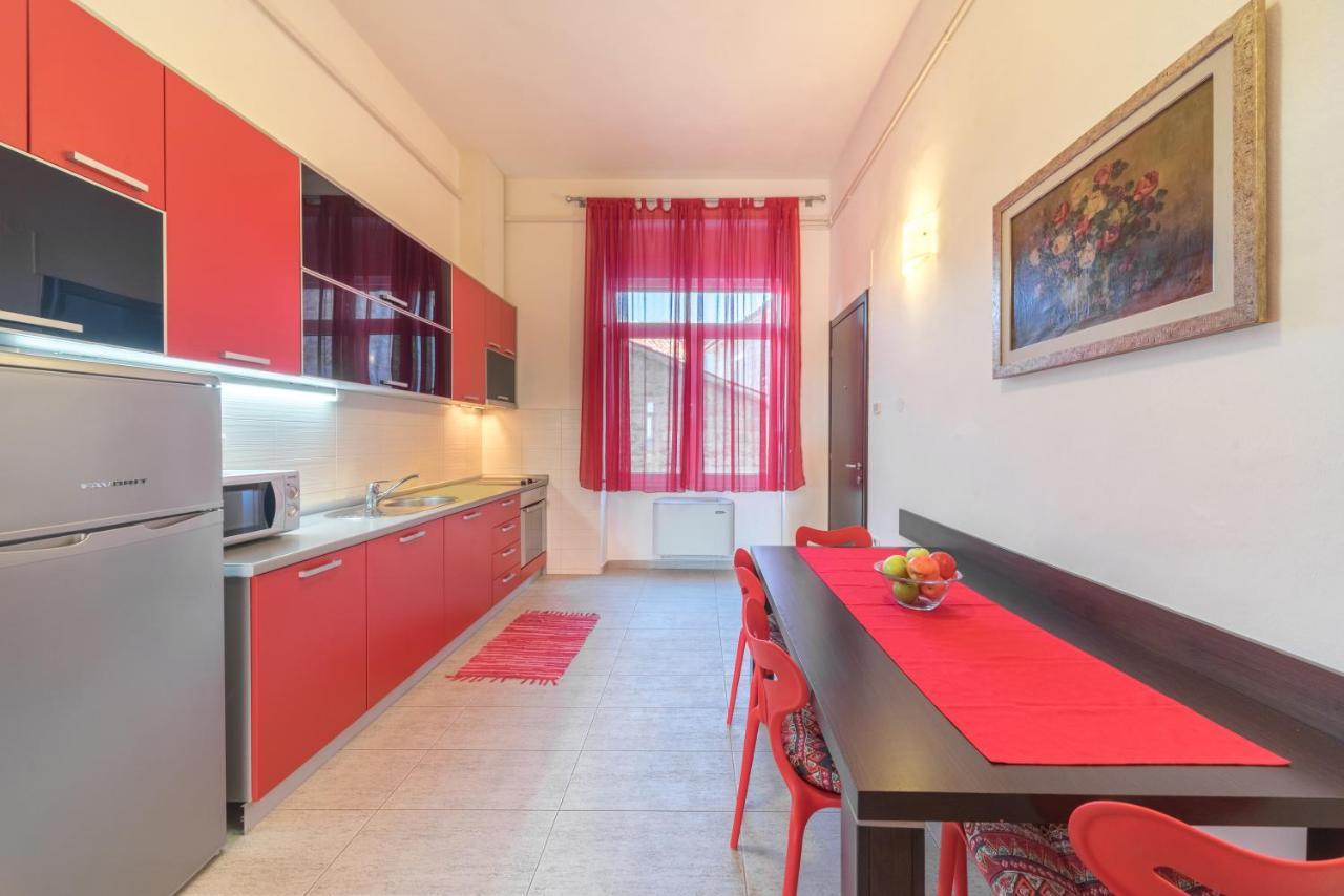 R Club Apartments Old Town Budva Eksteriør bilde