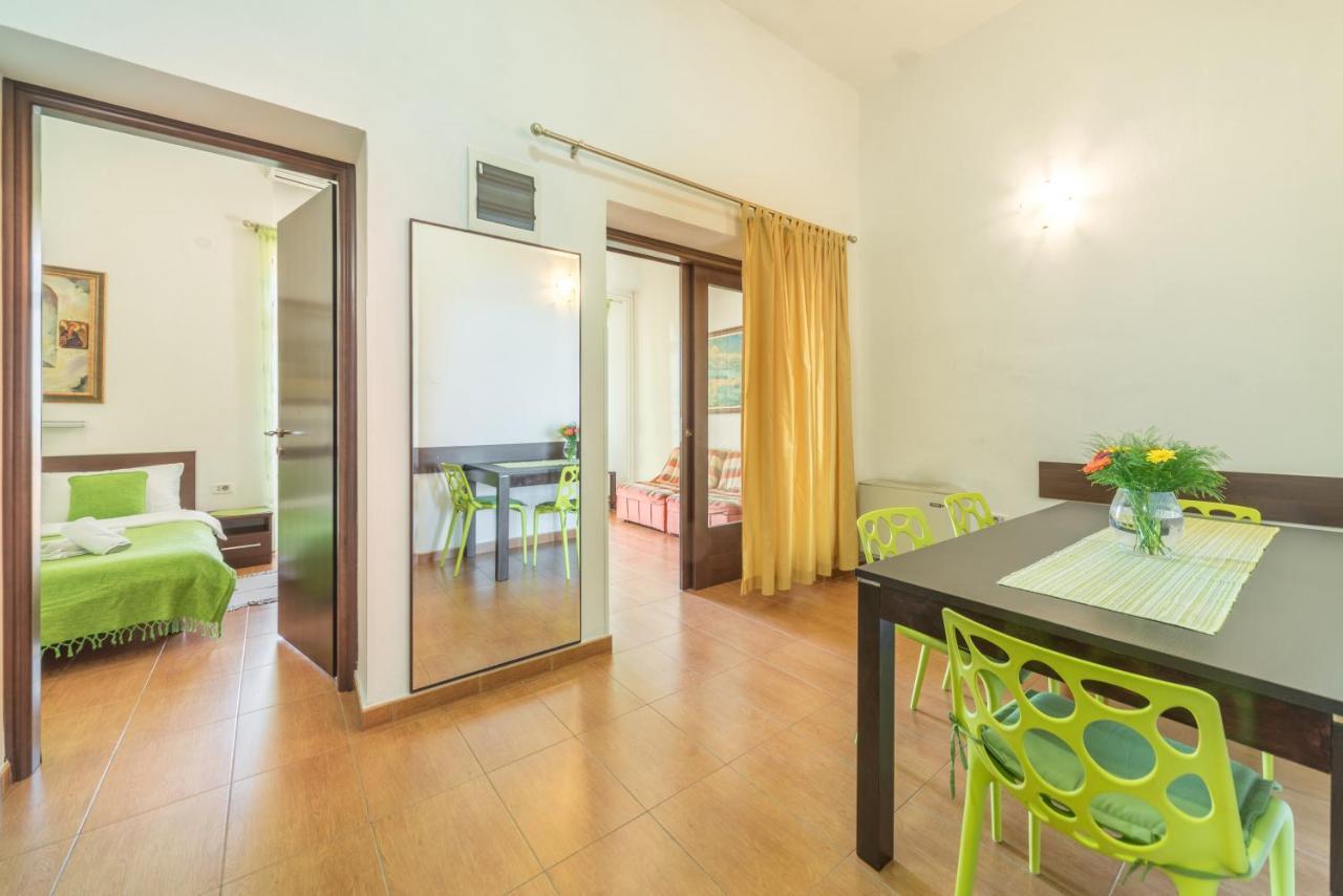 R Club Apartments Old Town Budva Eksteriør bilde
