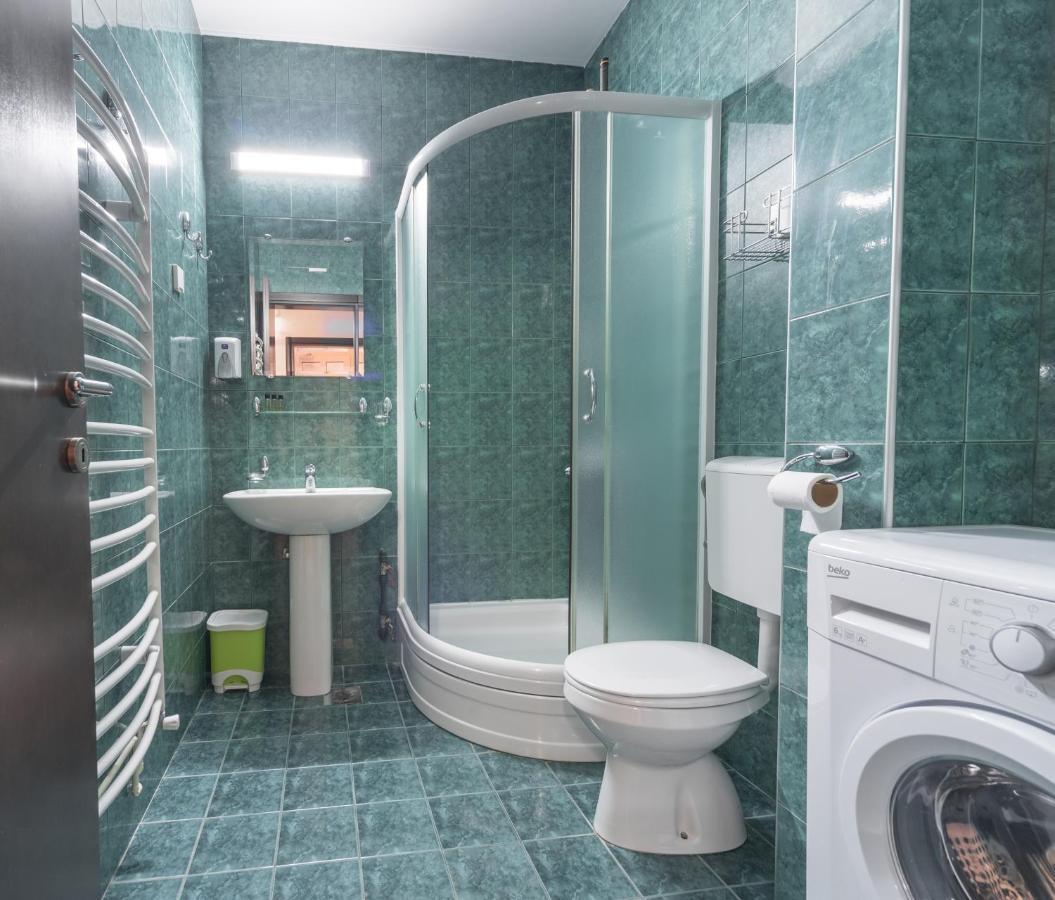 R Club Apartments Old Town Budva Eksteriør bilde